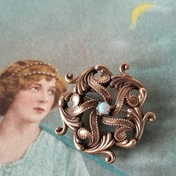relisted -Antique 1800s opal pin Victorian gold tone - Picture 3 of 11